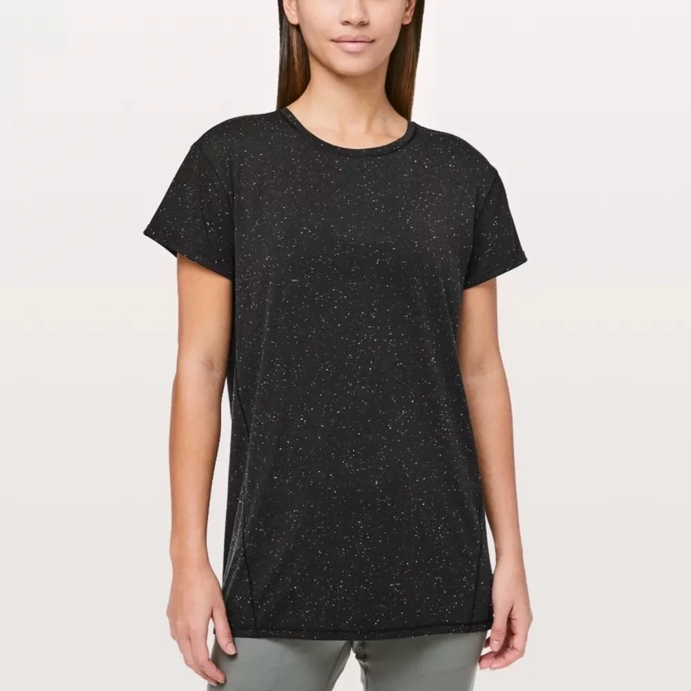 Ivivva by Lululemon Girls Black Speckled Short Sleeve Tee